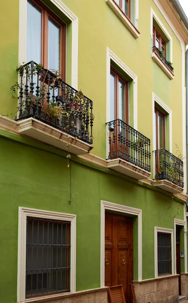 Denia straat Loreto gevels in Alicante Spanje — Stockfoto