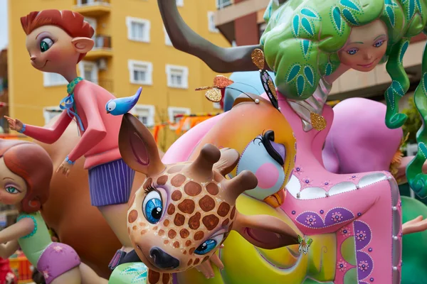 Fallas fest figuras populares se quemarán en marzo 19 — Foto de Stock