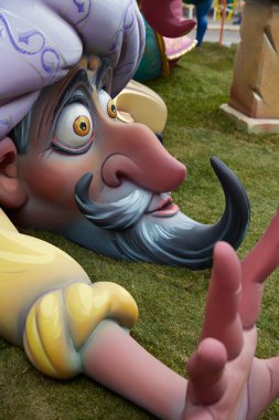 Fallas fest popular figures will burn in March 19