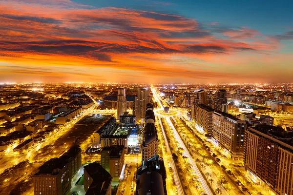 Valencia panoramę miasta o zachodzie słońca antenowe w Hiszpanii — Zdjęcie stockowe