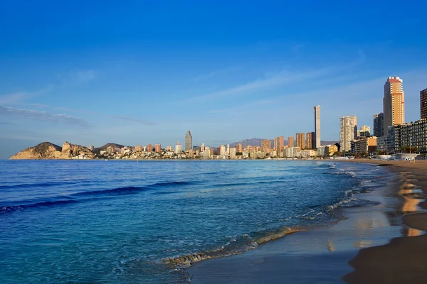 Plaży Poniente w Benidorm w Alicante, Hiszpania — Zdjęcie stockowe