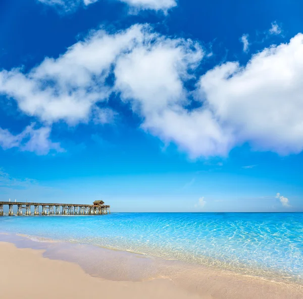 Muelle de Cocoa Beach en Cabo Cañaveral Florida — Foto de Stock