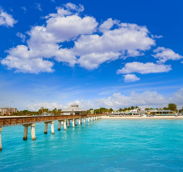 Florida Fort Myers Pier bize plaj — Stok fotoğraf
