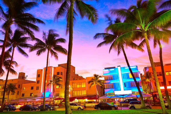 Під час заходу сонця Ocean Drive South Beach Майамі Флорида — стокове фото