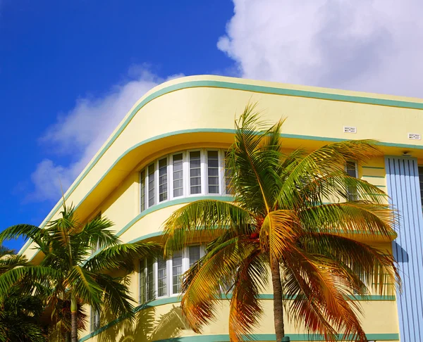 Στη λεωφόρο ωκεανό Μαϊάμι Μπιτς Φλόριντα Art Deco — Φωτογραφία Αρχείου