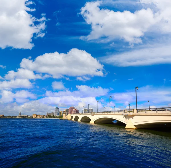 Palm Beach skyline  royal Park bridge Florida — Stock Photo, Image