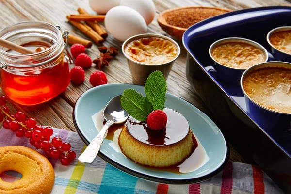 Pudding Creme Karamell Flan Dessert Wasserbad Marie — Stockfoto