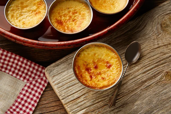 Muhallebi krem karamel Flan tatlı bain marie — Stok fotoğraf