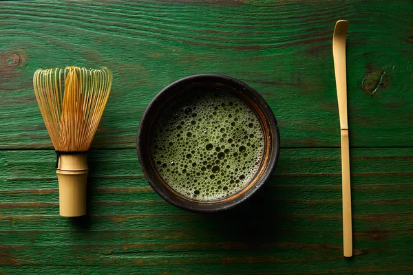 Matcha chá de bambu whisk chasen e colher — Fotografia de Stock