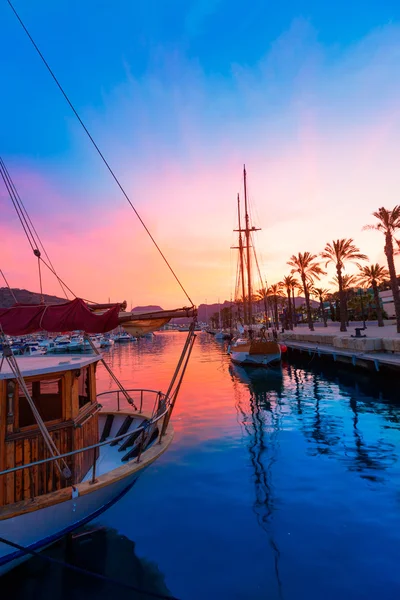 Cartagena murcia haven marina zonsondergang in Spanje — Stockfoto