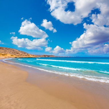 Praia de la carolina, em Múrcia, no mar Mediterrâneo 