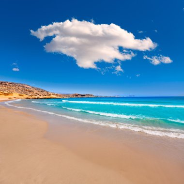Praia de la carolina, em Múrcia, no mar Mediterrâneo 