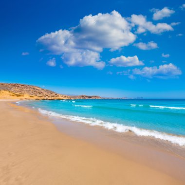 Praia de la carolina, em Múrcia, no mar Mediterrâneo 