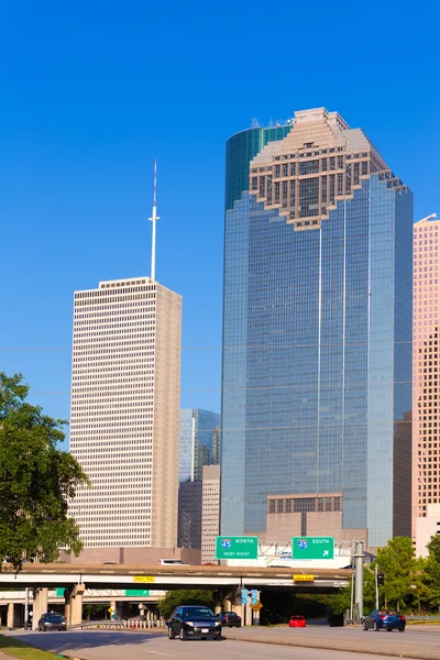 Houston skyline från Allen Parkway på Texas oss — Stockfoto