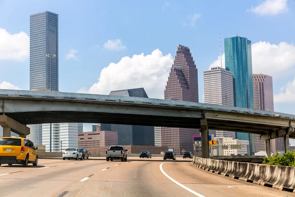 Houston skyline på Gulf motorvägen I-45 Texas oss — Stockfoto