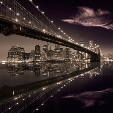 Brooklyn Köprüsü'nün günbatımı New York Manhattan
