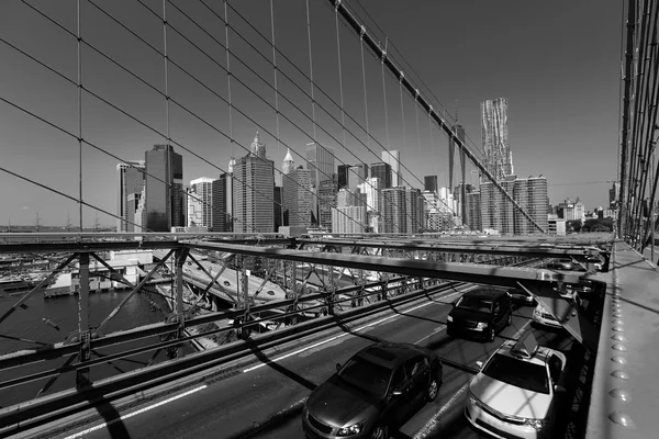 Brooklyn Bridge och Manhattan New York City oss — Stockfoto