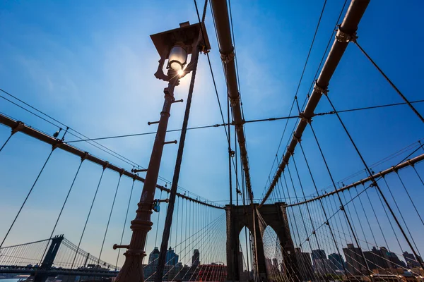 Brooklyn Bridge e Manhattan New York City IT — Foto Stock