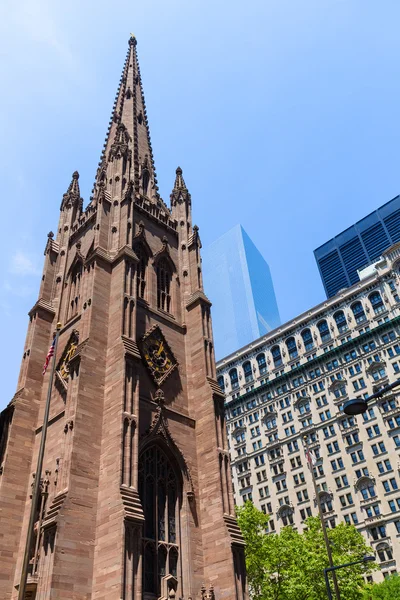 Trinity Church in Manhattan NYC New York USA — Stock Photo, Image