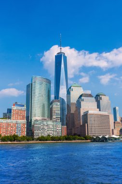 Manhattan siluetinin New York güneş bize