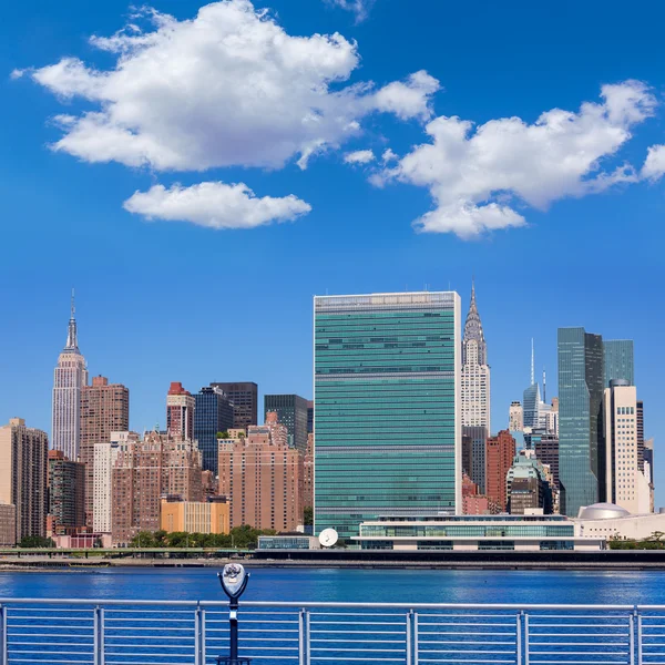 Zonnige skyline van Manhattan New York East River Nyc — Stockfoto