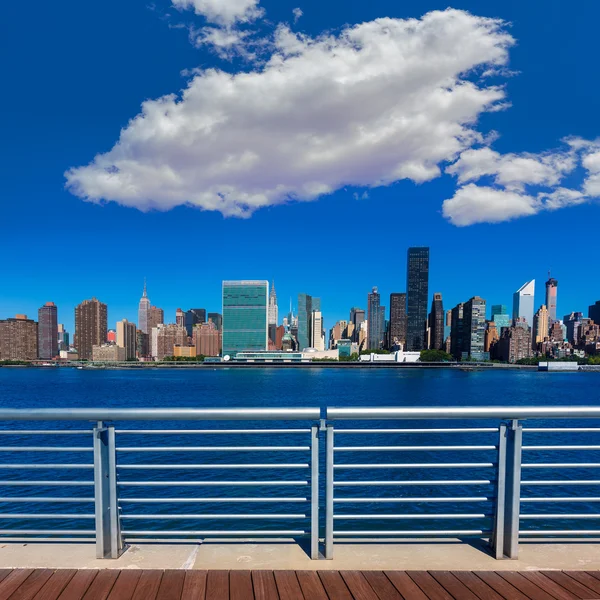 Manhattan new york sonnige skyline east river nyc — Stockfoto