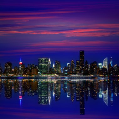 Doğu'dan Manhattan New York günbatımı manzarası