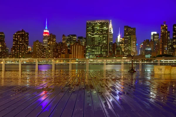 Manhattan New York coucher de soleil skyline de l'Est — Photo