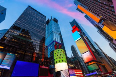 Times Square Manhattan New York silinmiş reklamları