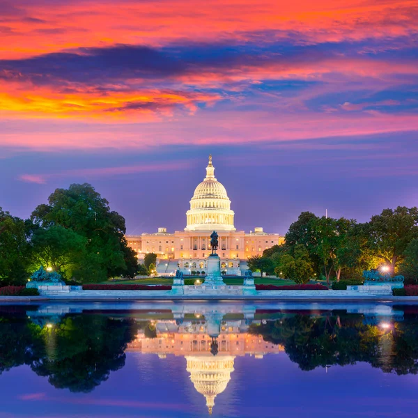 Capitol-byggnaden solnedgång Washington Dc kongressen — Stockfoto