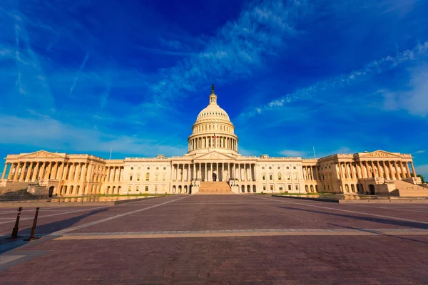 Capitol stavba východní fasáda ve Washingtonu nás — Stock fotografie