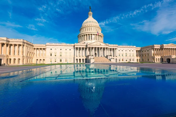 Capitolio Washington DC fachada este EE.UU. — Foto de Stock