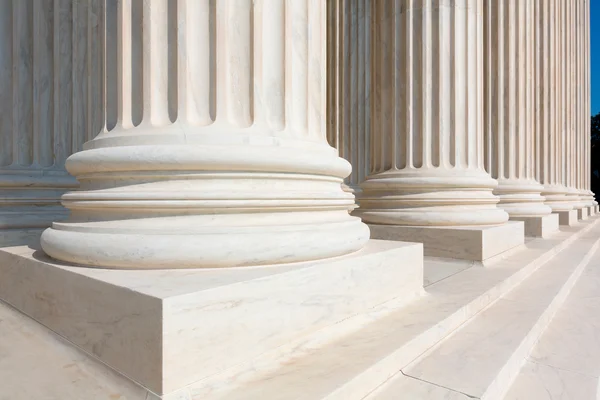 Corte Suprema degli Stati Uniti fila colonne — Foto Stock