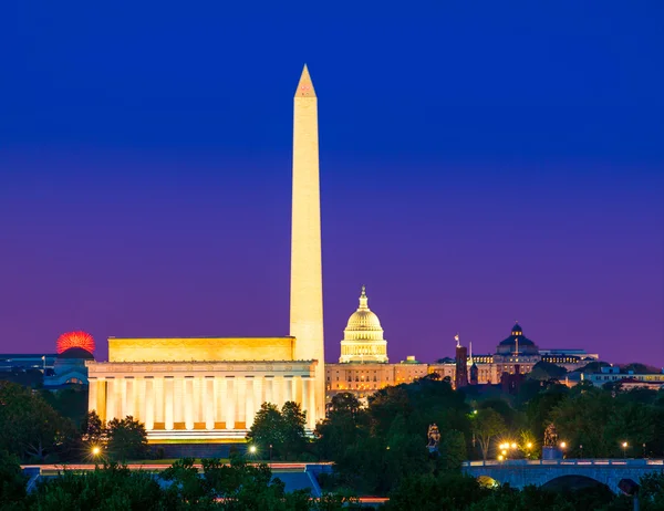 Monumento a Washington Capitólio e Lincoln memorial — Fotografia de Stock