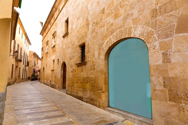 Alcudia, staré město v Mallorca Mallorca Baleárských — Stock fotografie