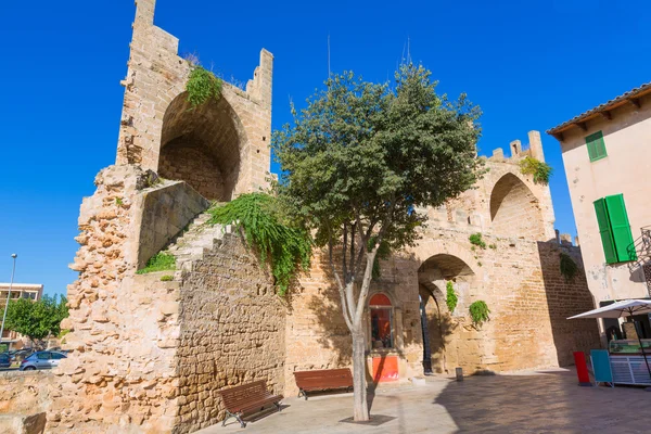 Alcudia Porta de Mallorca in Old town at Majorca — Stock Photo, Image