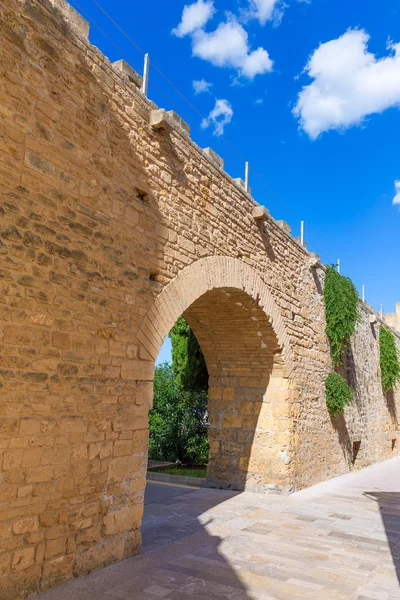 Ściana fortres starego miasta w miejscowości Alcudia na Majorce Majorka — Zdjęcie stockowe