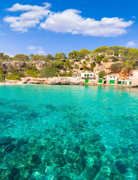 Majorka Cala Llombards, gdzie Santanyi plaży Mallorca — Zdjęcie stockowe