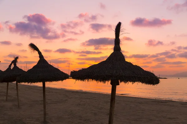 Закат пляжа Эль-Ареналь недалеко от Пальмы — стоковое фото