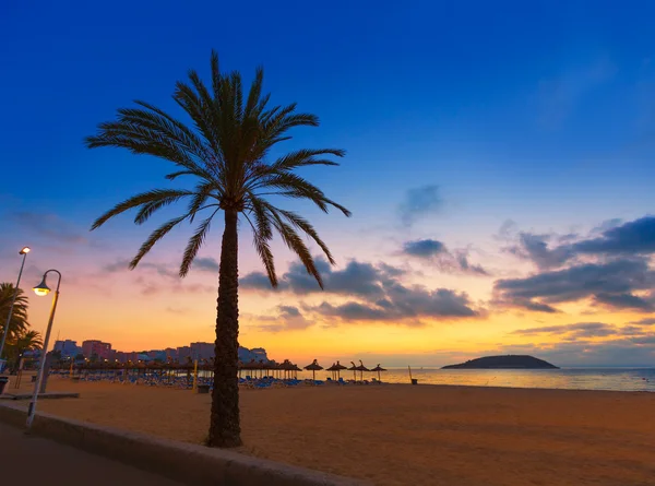 Mallorca soluppgång i Magaluf Palmanova stranden — Stockfoto