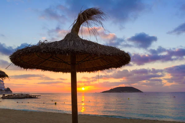 Mallorca sunrise in Magaluf Palmanova beach — Stock Photo, Image