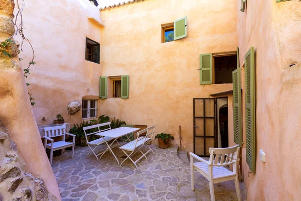 Mallorca Balearic house uteplats i Balearerna — Stockfoto