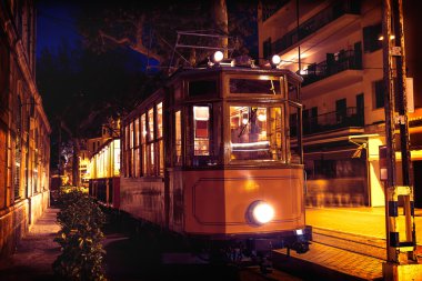 De Nottingham günbatımı tren Mayorka tranvia mallorca bağlantı noktası
