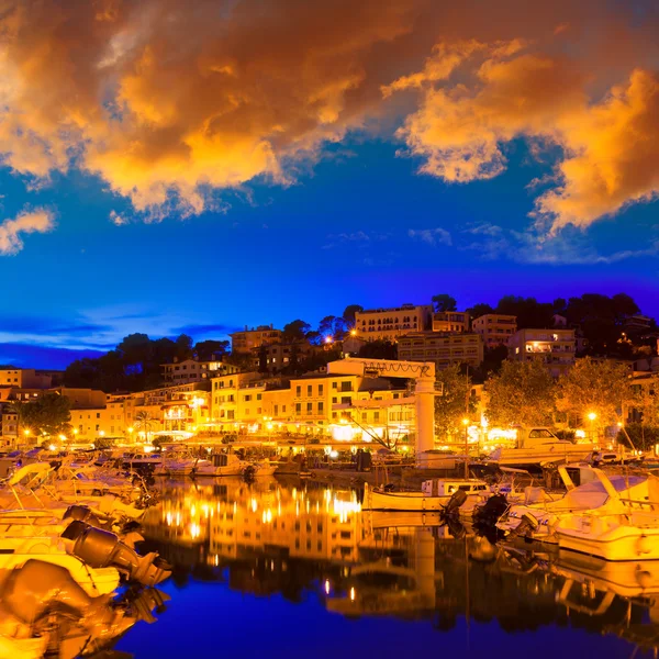 Port de Soller coucher de soleil à Majorque sur l'île des Baléares — Photo