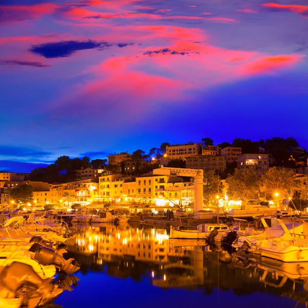 Port de Soller zachód słońca na Majorce w archipelagu Balearów wyspa — Zdjęcie stockowe
