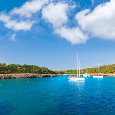 Mayorka samarador beach Mondrago Amarador