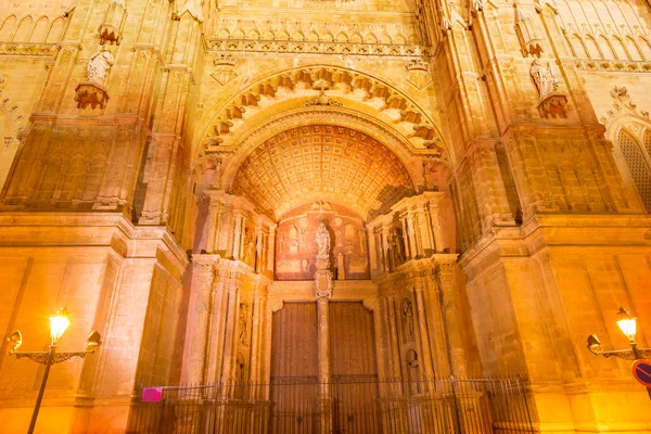 Πάλμα ντε Μαγιόρκα καθεδρικός ναός Seu ηλιοβασίλεμα Μαγιόρκα — Φωτογραφία Αρχείου