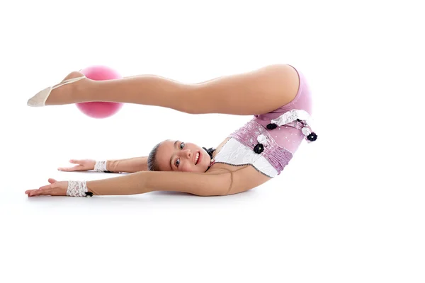 Kluk holka míč rytmickou gymnastiku cvičení na bílém pozadí — Stock fotografie