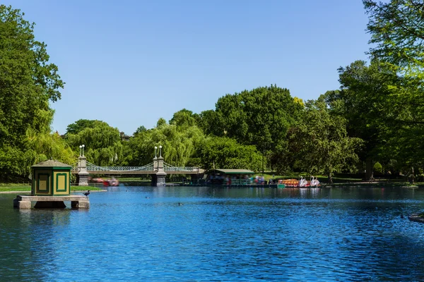 Boston Common public garden lake in Massachusetts — Stock Photo, Image