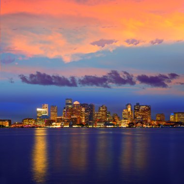 Günbatımı ve nehir Massachusetts Boston manzarası 